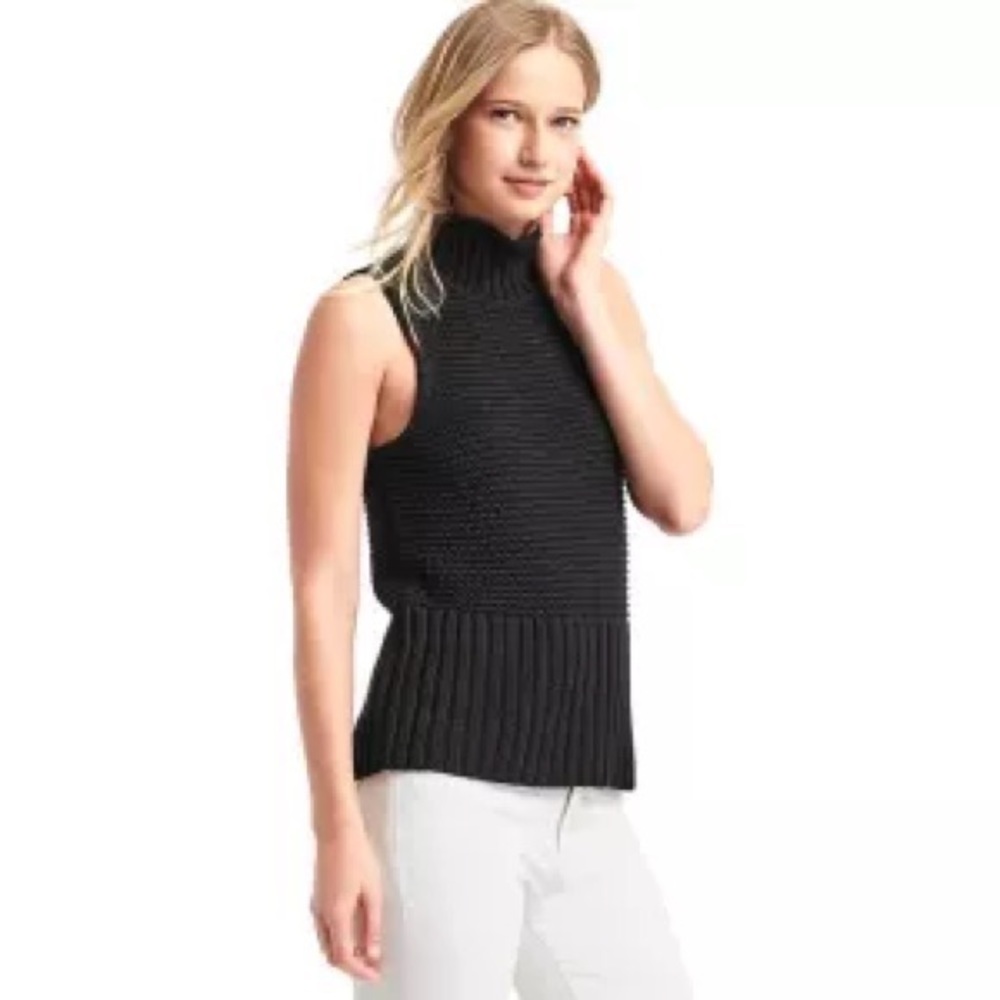 Gap TurtleNeck Sweater